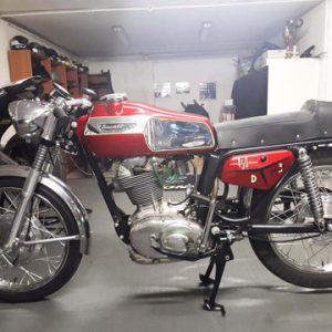 1971 Ducati 450 Desmo Twin Filler