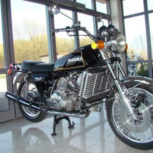 1976 Suzuke RE5