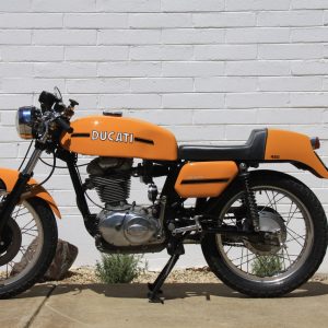 1974 Ducati 450 Desmo